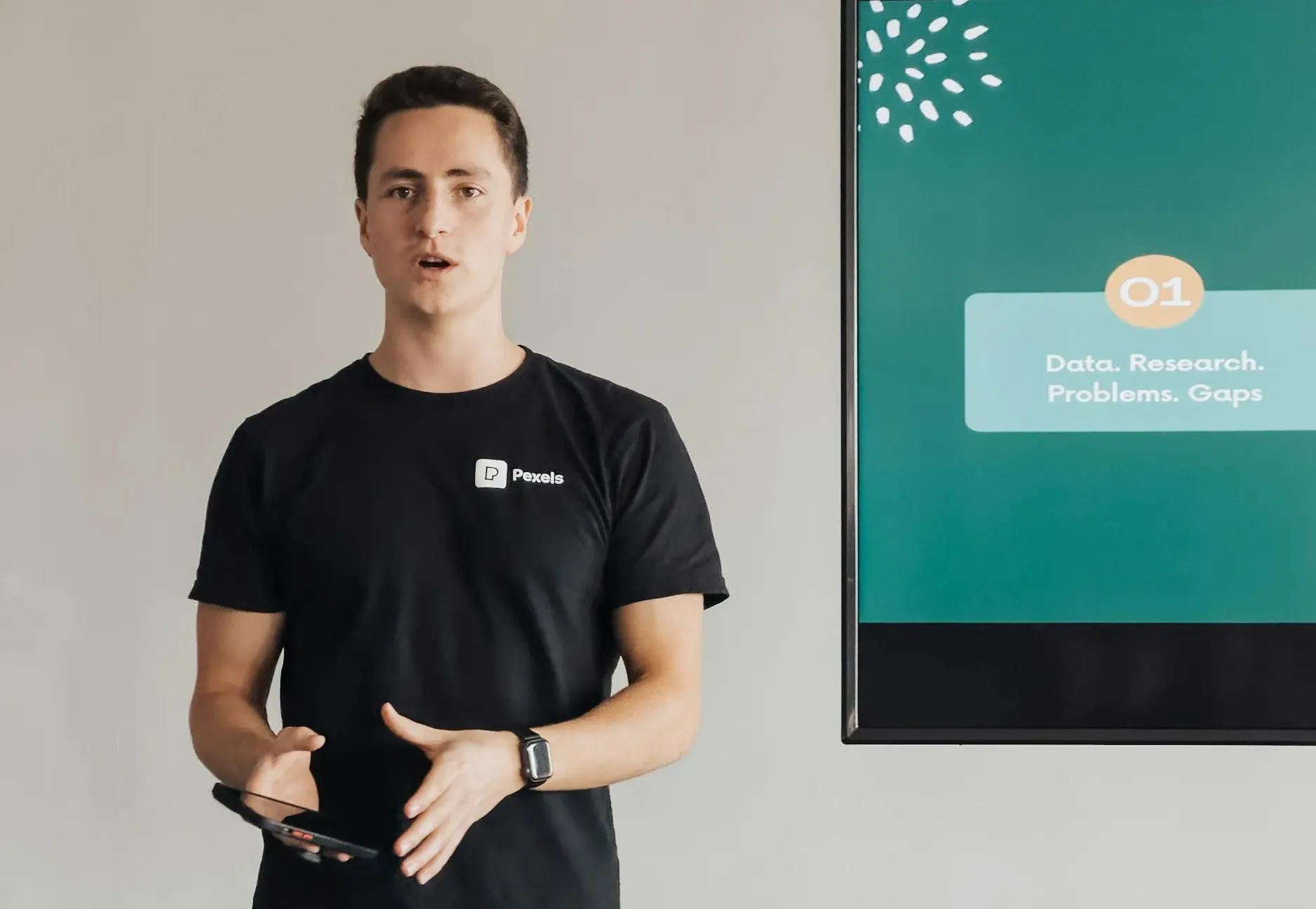 What is a fractional CTO? When to hire one (and how much it costs in Europe)